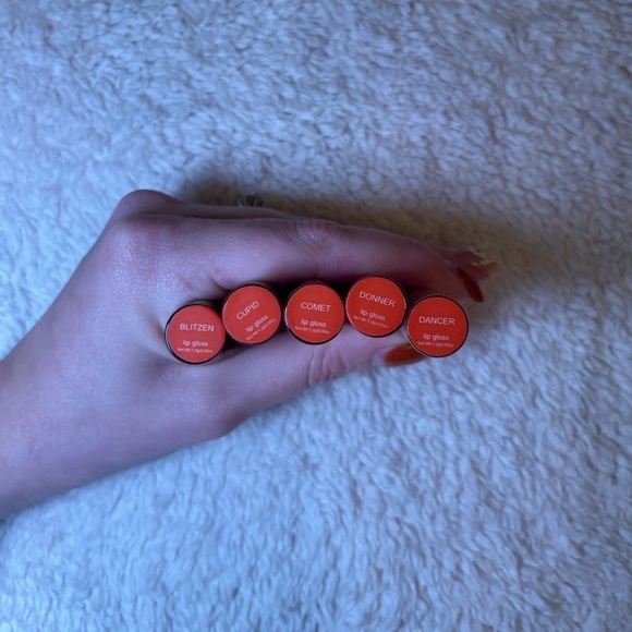 IPSY Bag with Five Liquid Lipsticks - Picture 3 of 4